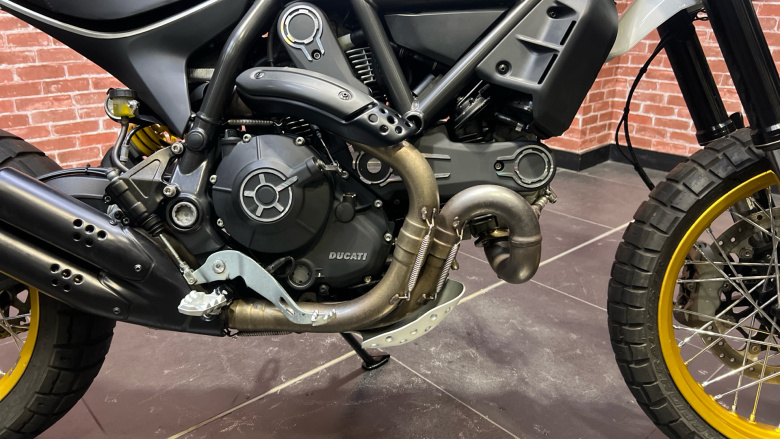 Ducati Scrambler Desert Sled - Red